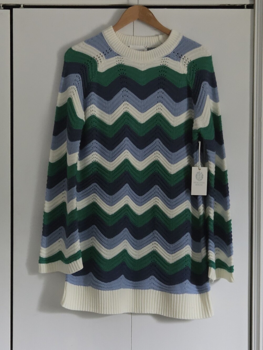 Hyacinth House Aqya Wave Chevron Knit Sweater - Green, Navy & Cream - Picture 2 of 6